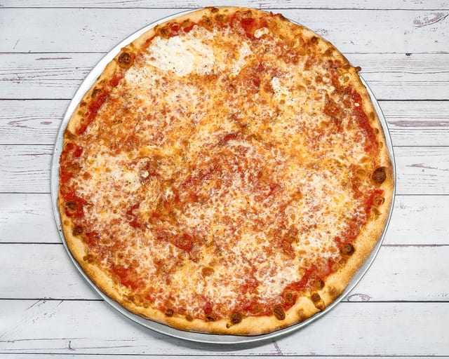 Medium Plain Pie 14 Inches.